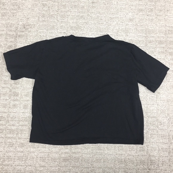 Shein Cropped Tee - Picture 2 of 2